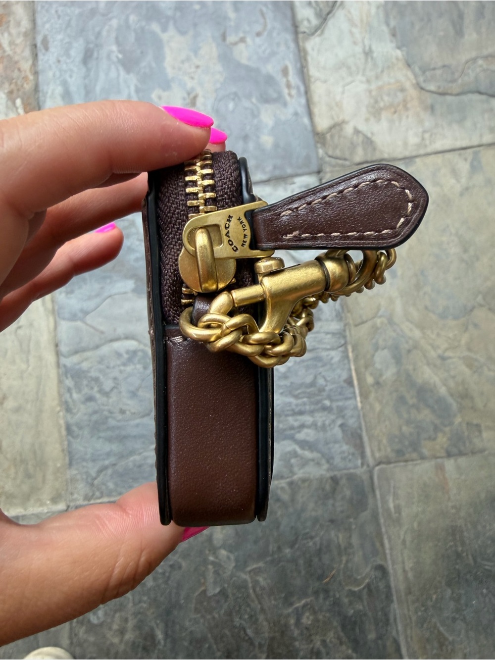 Coach Essential Chain Card Case - Picture 4 of 9